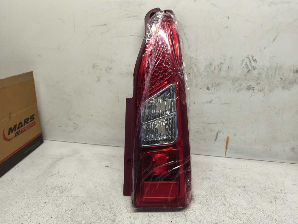 FEU ARRIERE DROIT CITROEN BERLINGO/PEUGEOT PARTNER -2012 - Vue 1